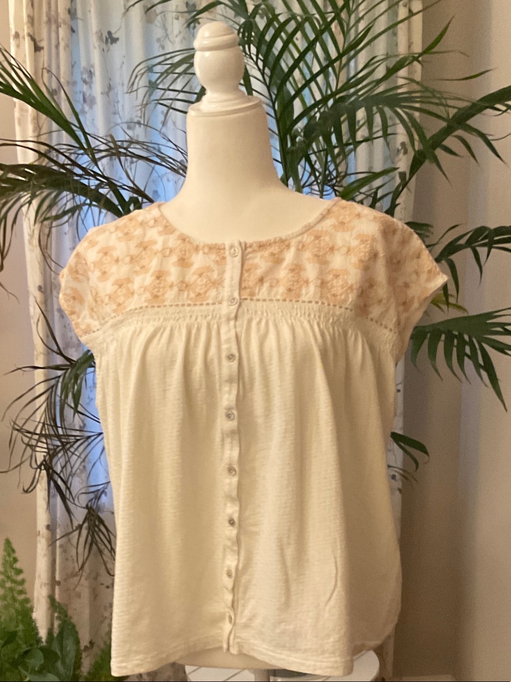 Lucky Brand Women's Cream Button-Front Crochet Yoke Top